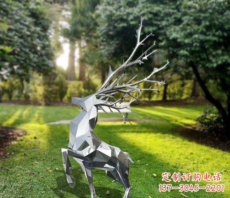 广西不锈钢动物雕塑美丽且耐久