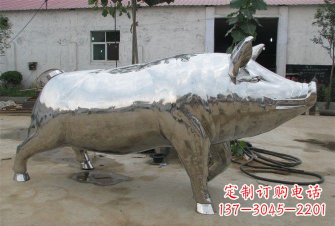 广西不锈钢公园动物猪雕塑精美雕塑展现完美美学