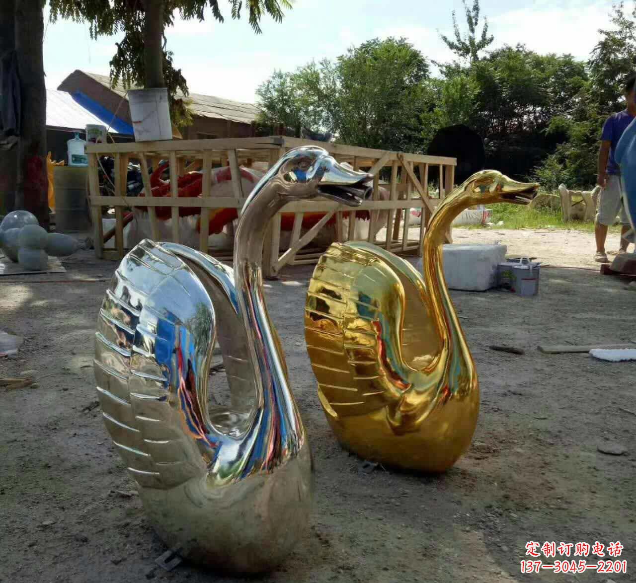广西不锈钢天鹅雕塑艺术之美