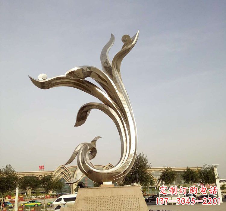 广西凤凰雕塑,让不锈钢广场更加精彩
