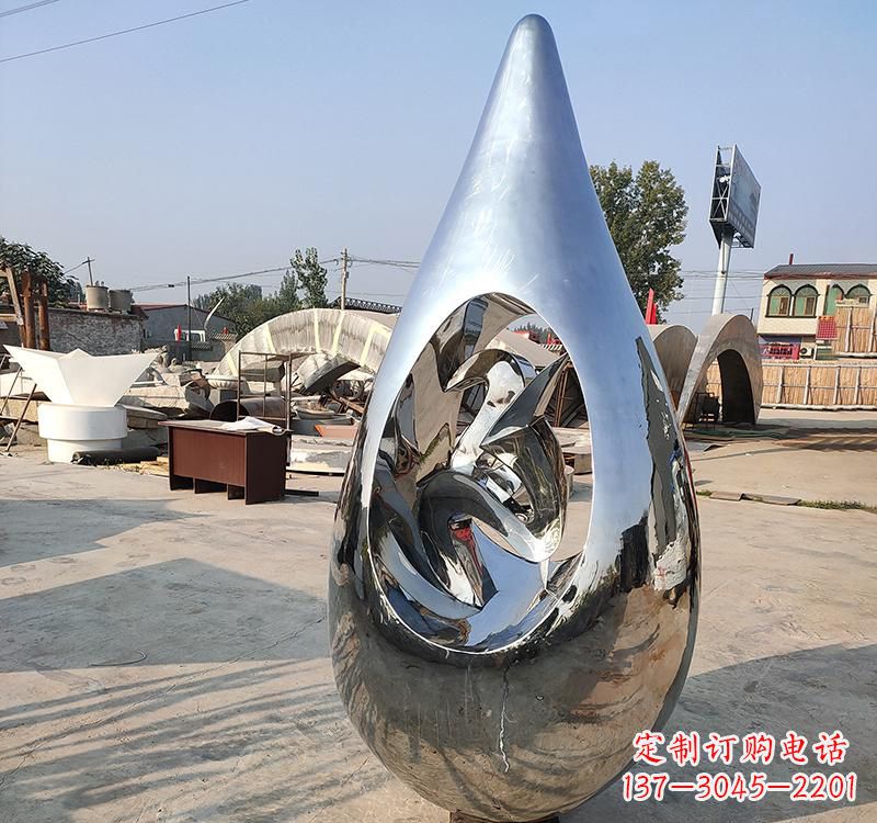 广西不锈钢大水滴雕塑一座极致简约的艺术作品