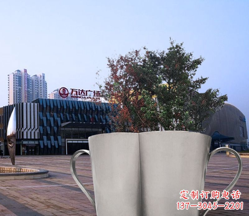 广西不锈钢花盆雕塑带来精致的艺术感受