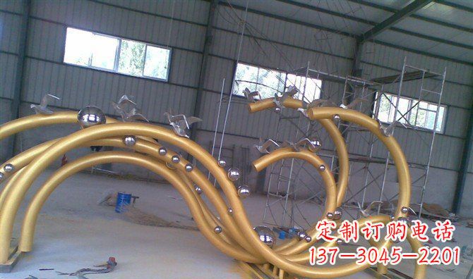 广西海鸥景观以不锈钢雕塑点亮海岸