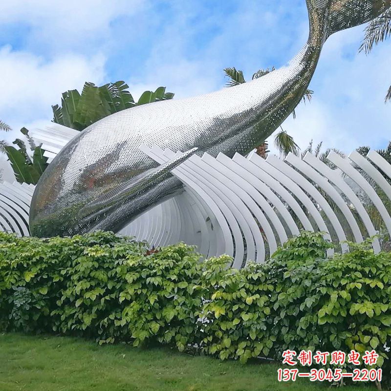 广西海豚雕塑镜面鲸鱼创意动物景观