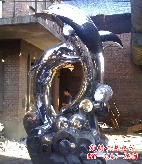 广西不锈钢海豚美观动态的雕塑