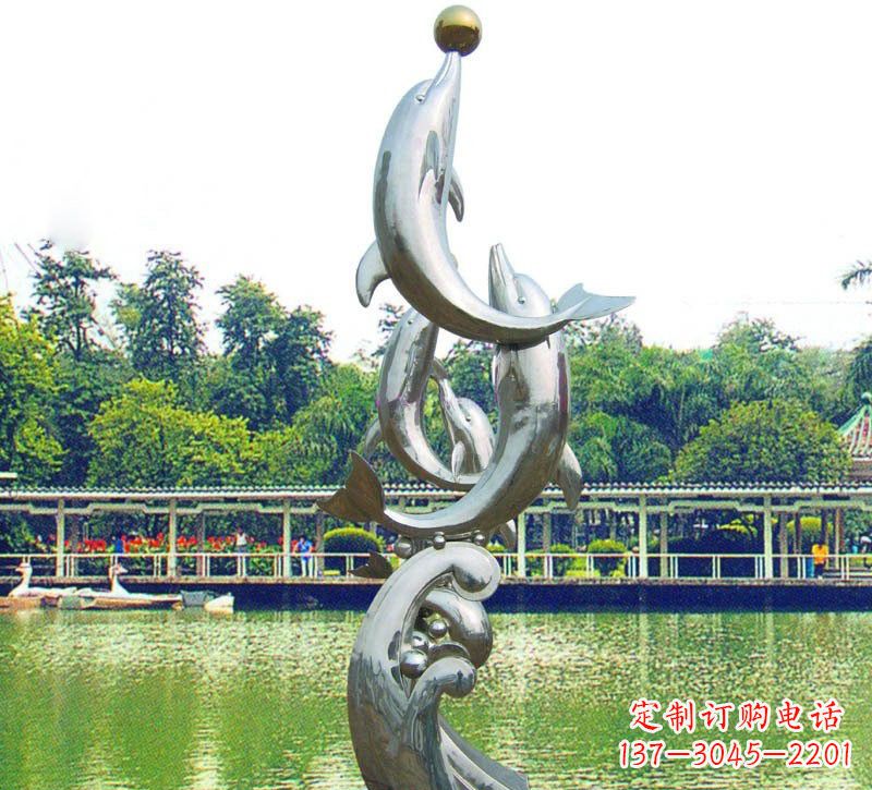 广西海豚的美丽雕塑