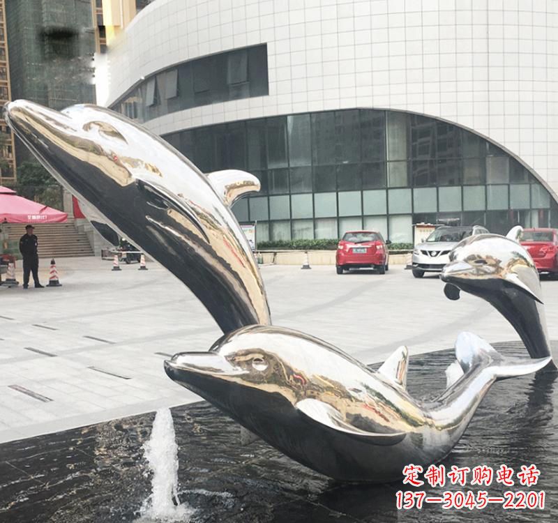 广西不锈钢海豚雕塑艺术与美的结合