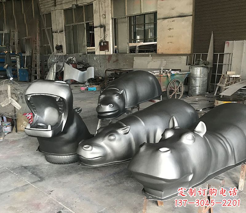 广西不锈钢河马雕塑——艺术与自然的完美结合