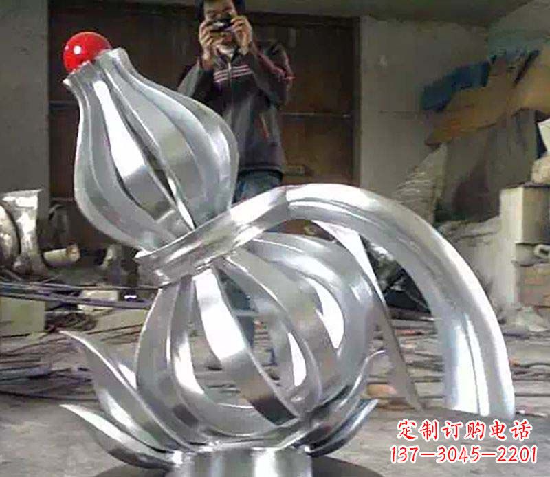 广西不锈钢葫芦雕塑艺术与科技的完美结合