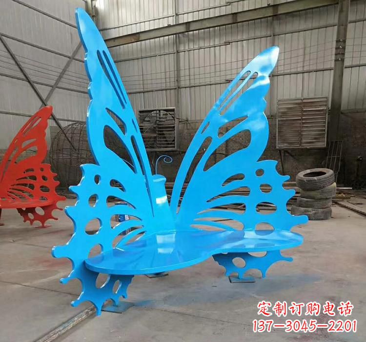 广西不锈钢蝴蝶座椅雕塑艺术精品