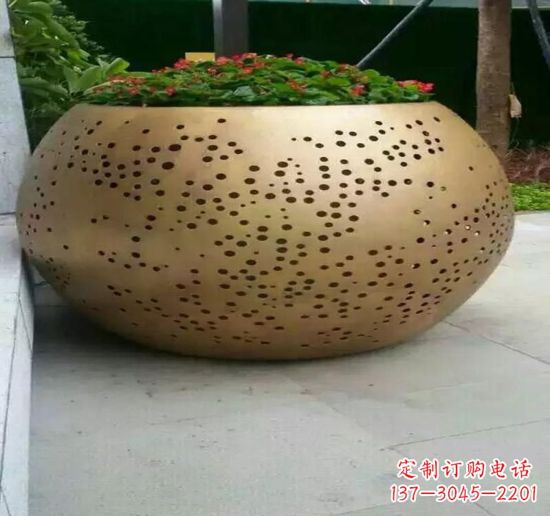 广西不锈钢户外花盆雕塑美观耐用的室外装饰
