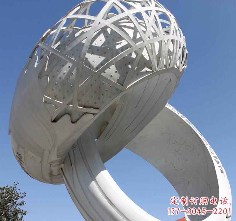 广西不锈钢户外婚庆戒指雕塑婚礼永恒的记忆