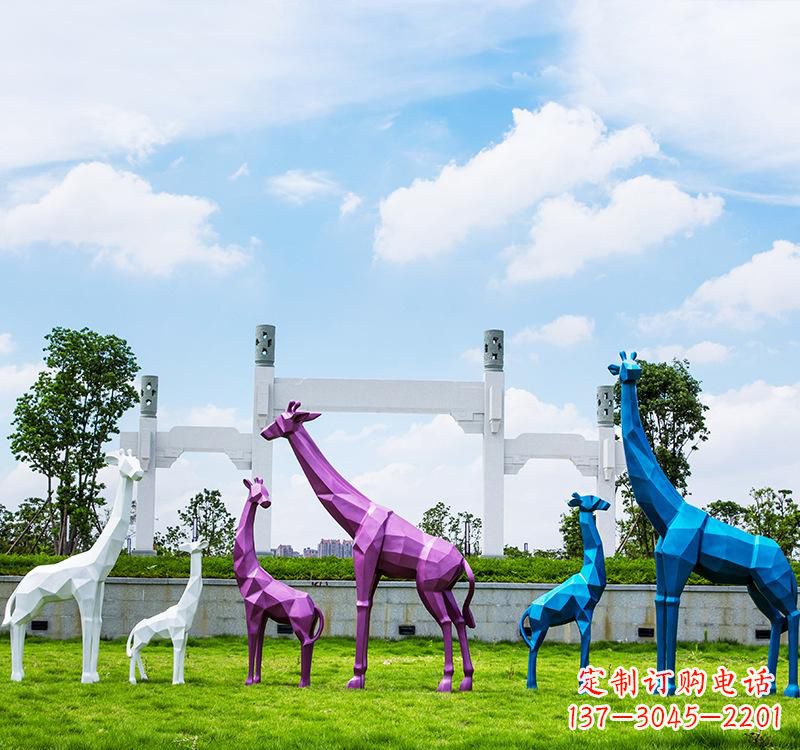 广西不锈钢材质的长颈鹿雕塑