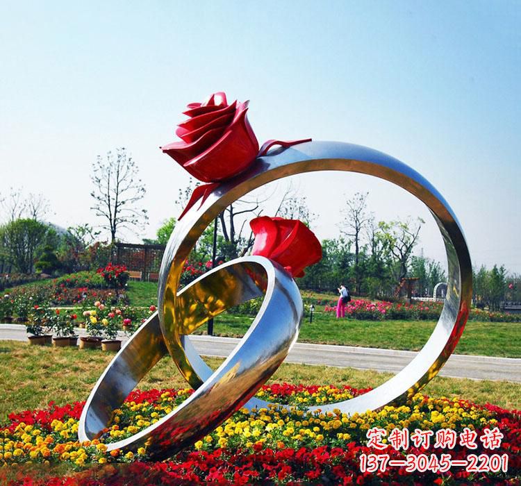 广西精美不锈钢戒指雕塑
