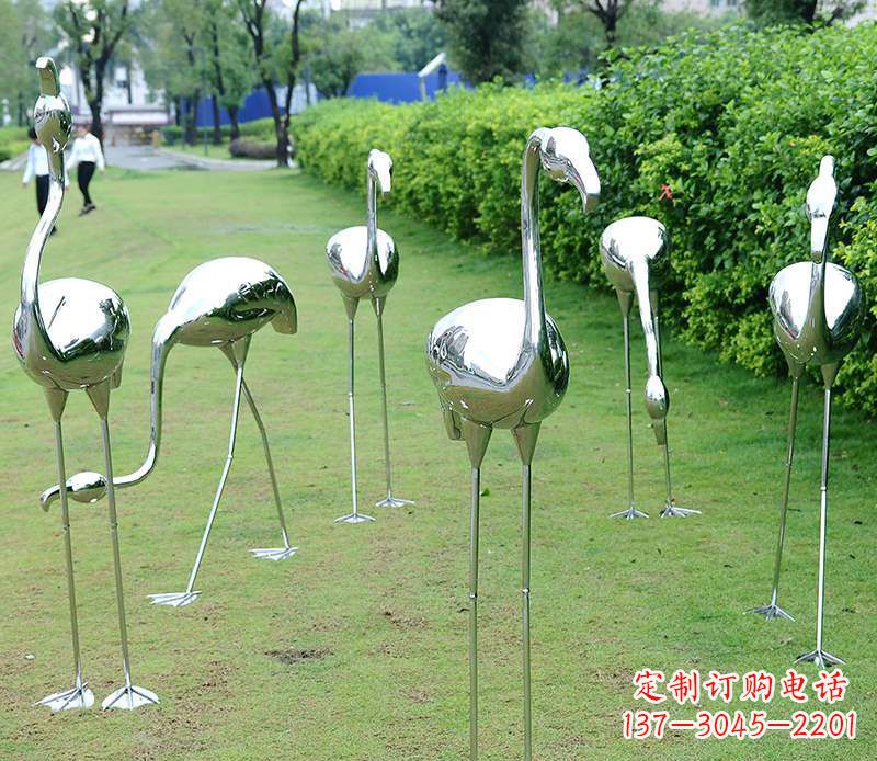 广西不锈钢火烈鸟雕塑美丽的艺术杰作