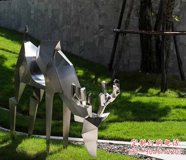 广西不锈钢几何动物雕塑——点缀鹿公园美景