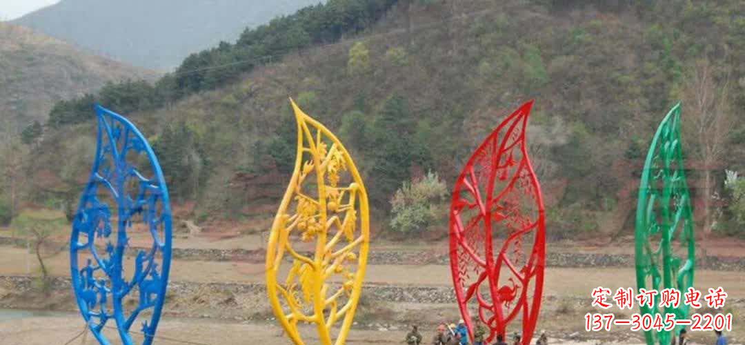 广西不锈钢景区镂空树叶雕塑——美妙的自然之美