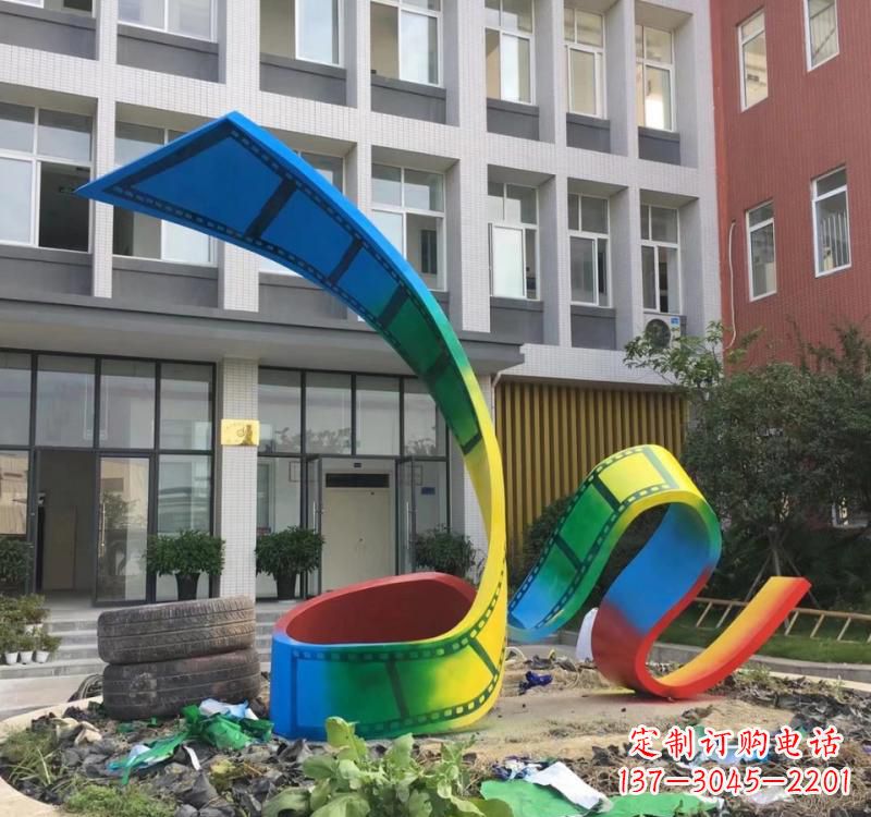 广西不锈钢烤漆艺术胶卷雕塑——缔造艺术精品