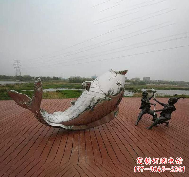 广西不锈钢鲤鱼雕塑传承中国文化