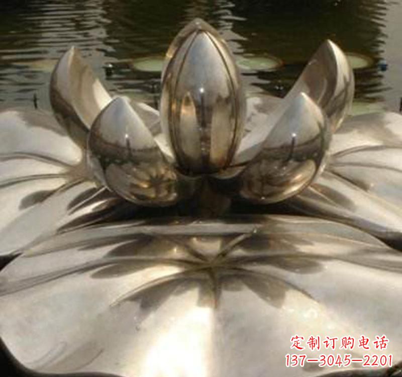 广西不锈钢莲花喷泉雕塑艺术结合新技术