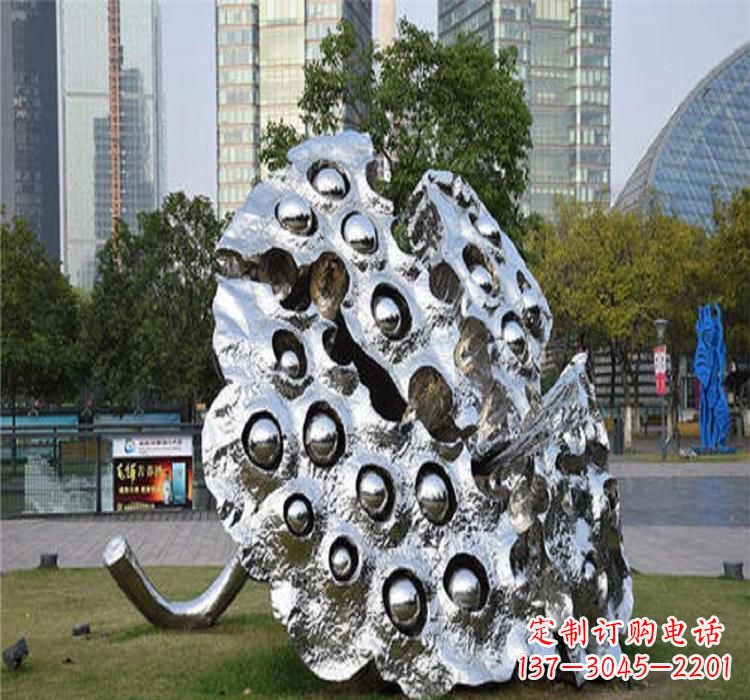 广西不锈钢莲蓬雕塑源自中国传统文化的精美作品