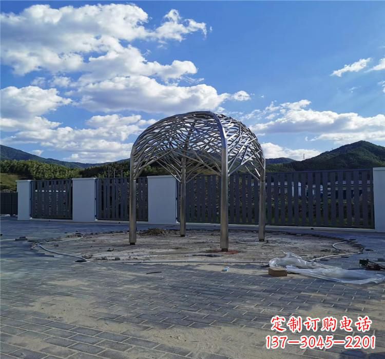 广西不锈钢凉亭雕塑美丽的艺术之作