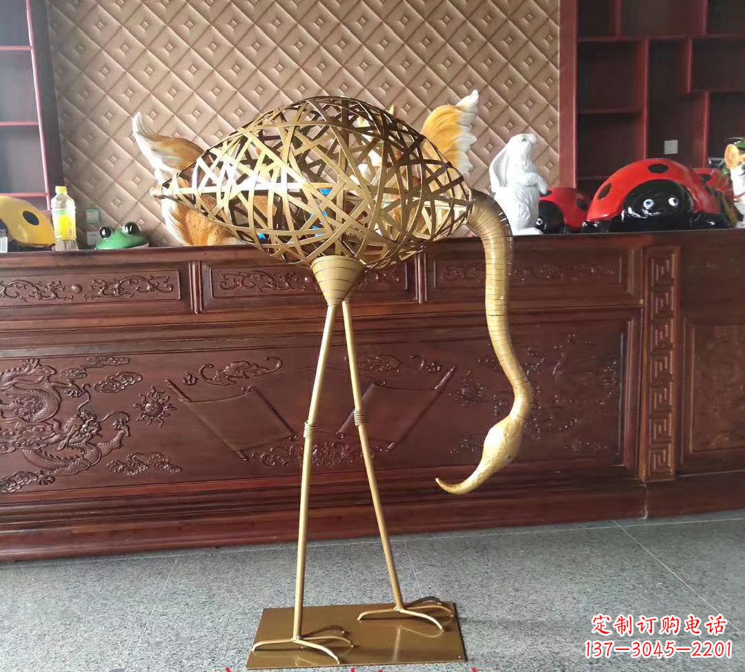 广西不锈钢丹顶鹤雕塑精美外形,传承中华文化