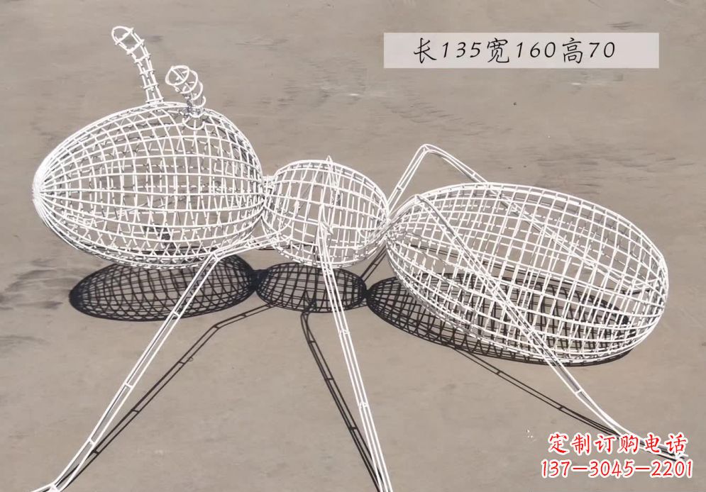 广西不锈钢镂空蚂蚁雕塑艺术精美的象征