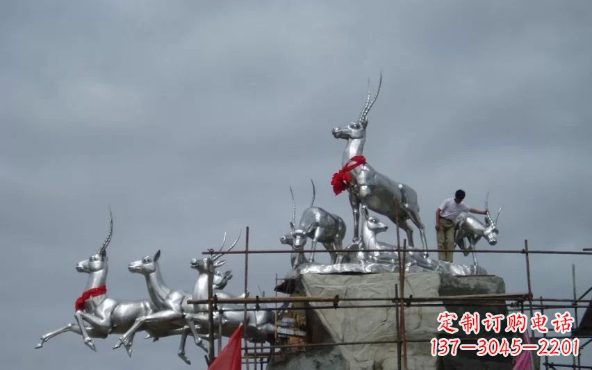 广西不锈钢动物雕塑——美丽宁静的自然之美