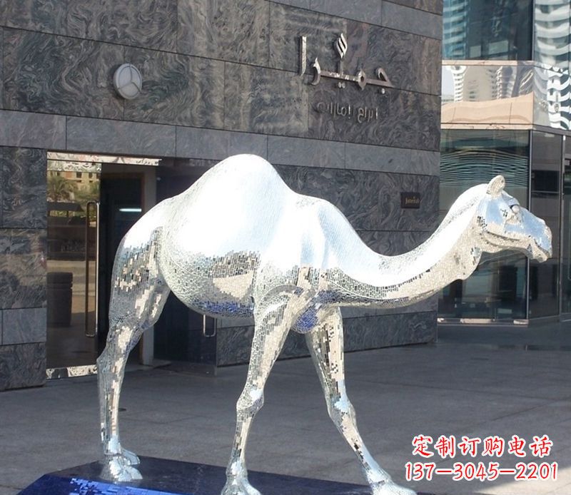 广西不锈钢骆驼雕塑精美外形折射古朴美感