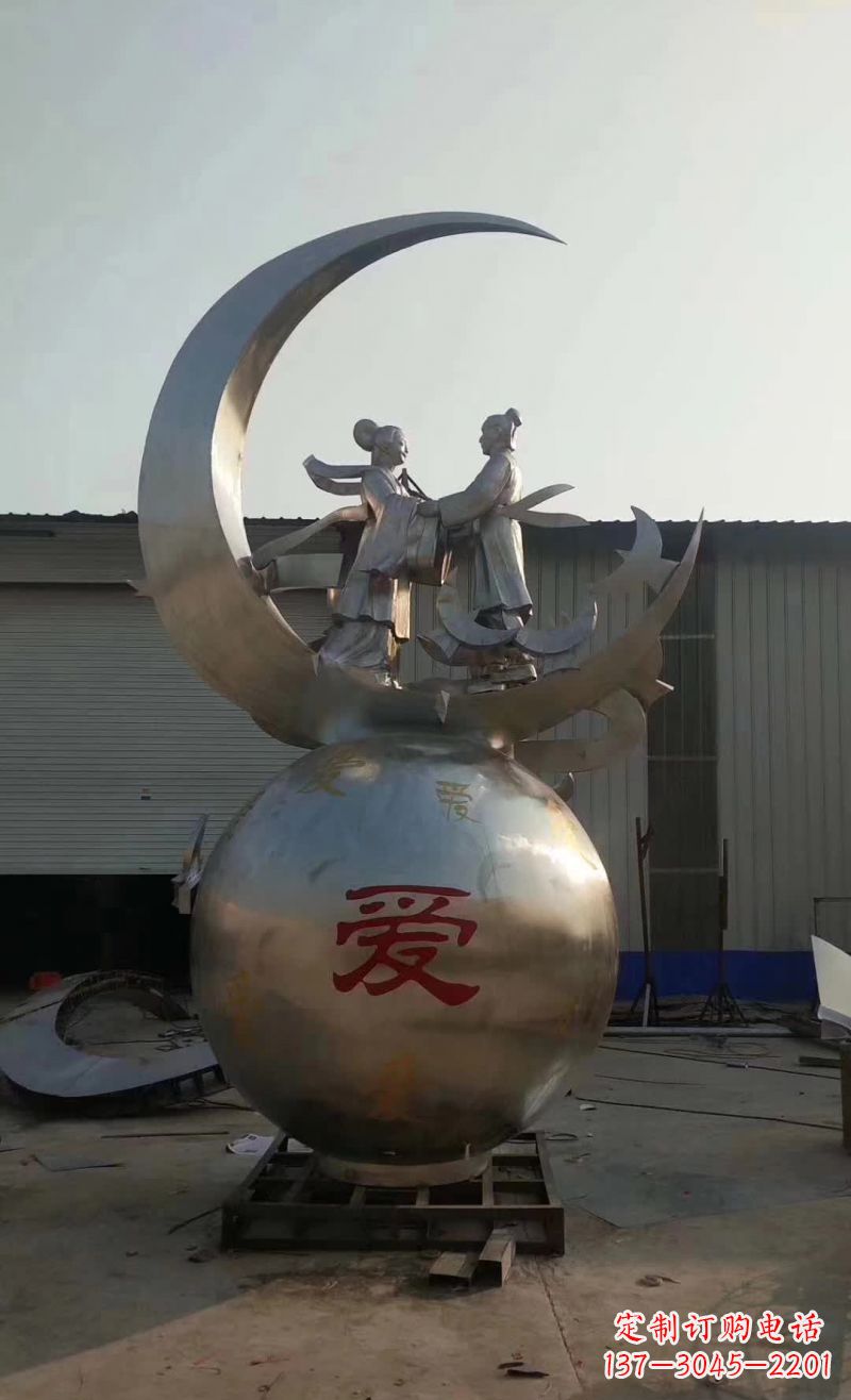 广西不锈钢牛郎织女雕塑传承爱情的象征