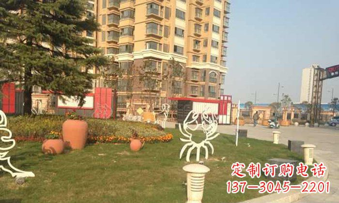 广西不锈钢螃蟹雕塑精致美观的艺术之作