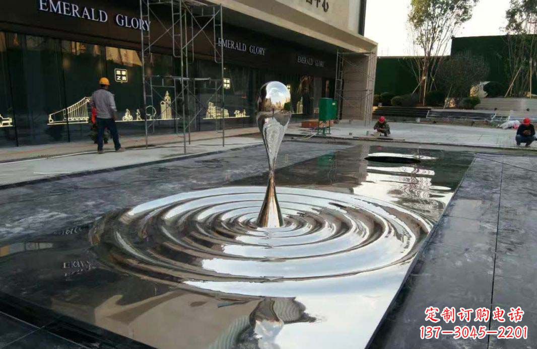 广西不锈钢水滴雕塑美丽的艺术表现