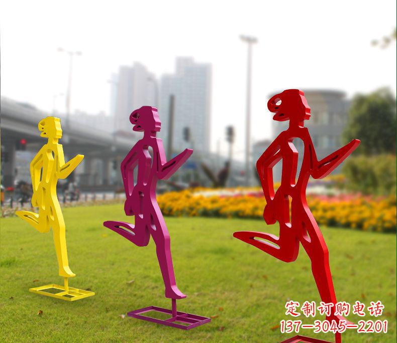 广西勇敢奔跑的女性雕塑