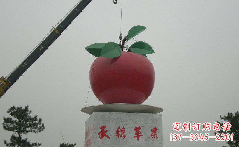 广西精致不锈钢苹果雕塑