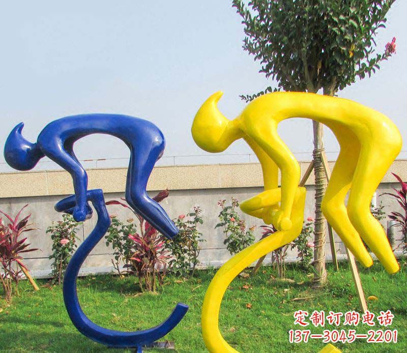 广西不锈钢骑自行车广场景观雕塑——给城市带来活力