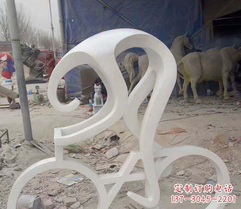 广西不锈钢自行车雕塑——景观的点缀