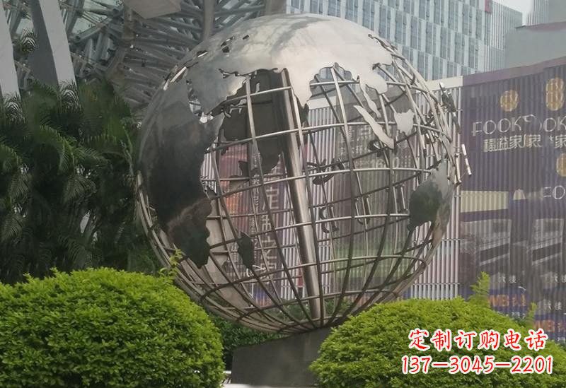 广西不锈钢地球仪雕塑一个精美的艺术品
