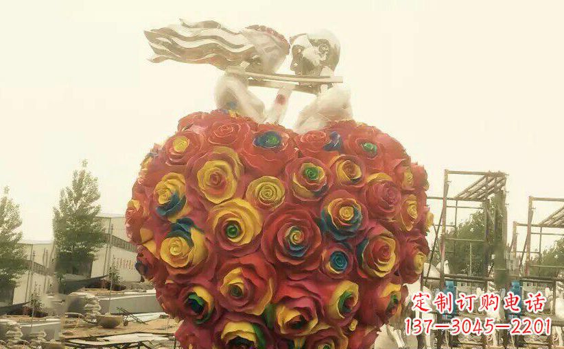 广西浪漫之美——不锈钢情侣结婚雕塑