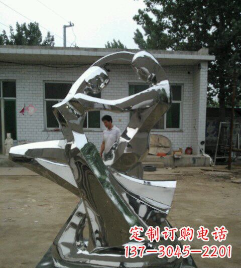广西浪漫的不锈钢情侣雕塑
