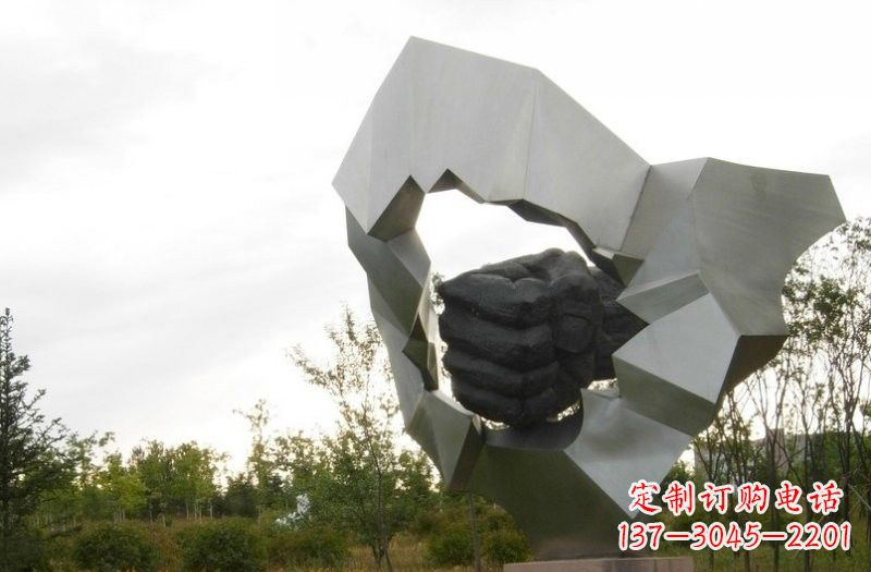 广西不锈钢拳头雕塑雕刻象征勇气和力量