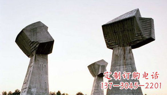 广西不锈钢拳头一种独特的雕塑材料