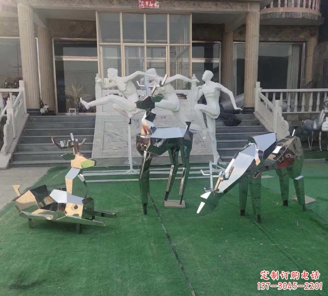 广西精美动物雕塑点缀不锈钢售楼部