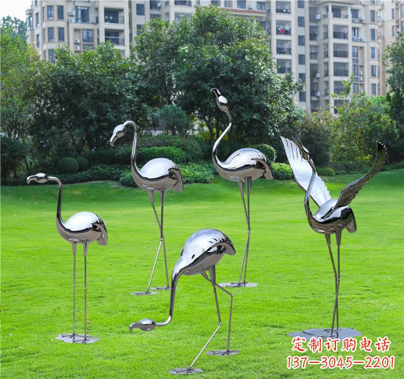 广西不锈钢仙鹤雕塑——传承中华文化精髓