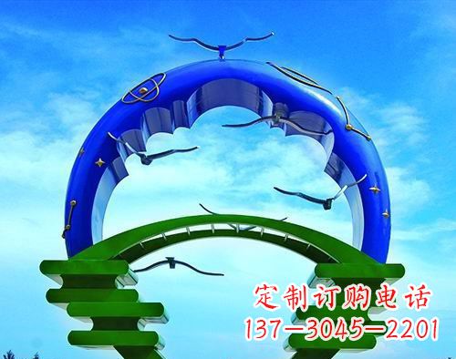 广西海洋书籍雕塑——记忆中的校园美景