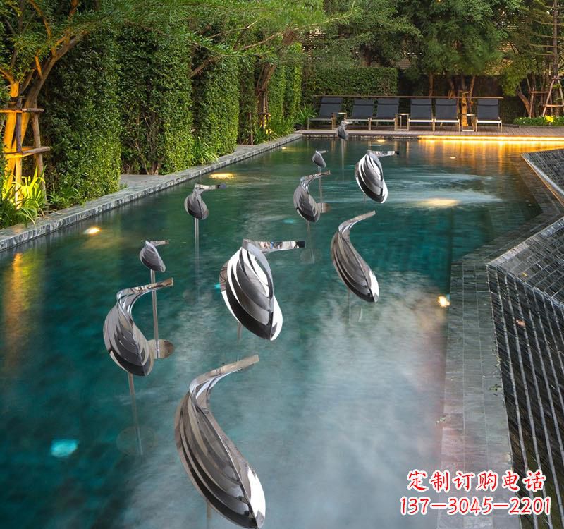 广西不锈钢动物雕塑——美丽的水景装置