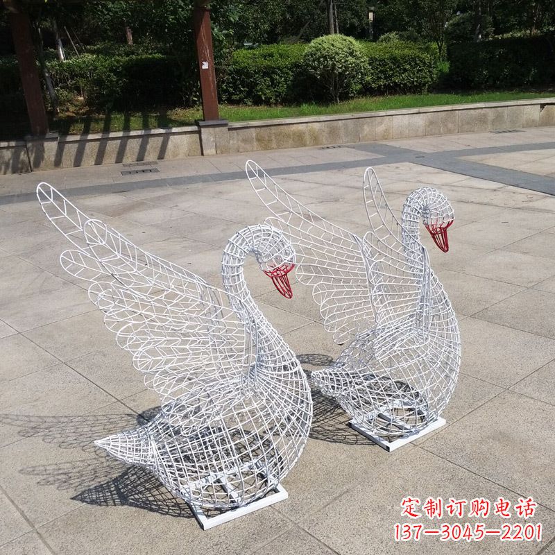 广西不锈钢网格展翅天鹅雕塑