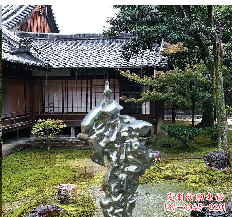 广西太湖石雕塑艺术与美感的完美结合