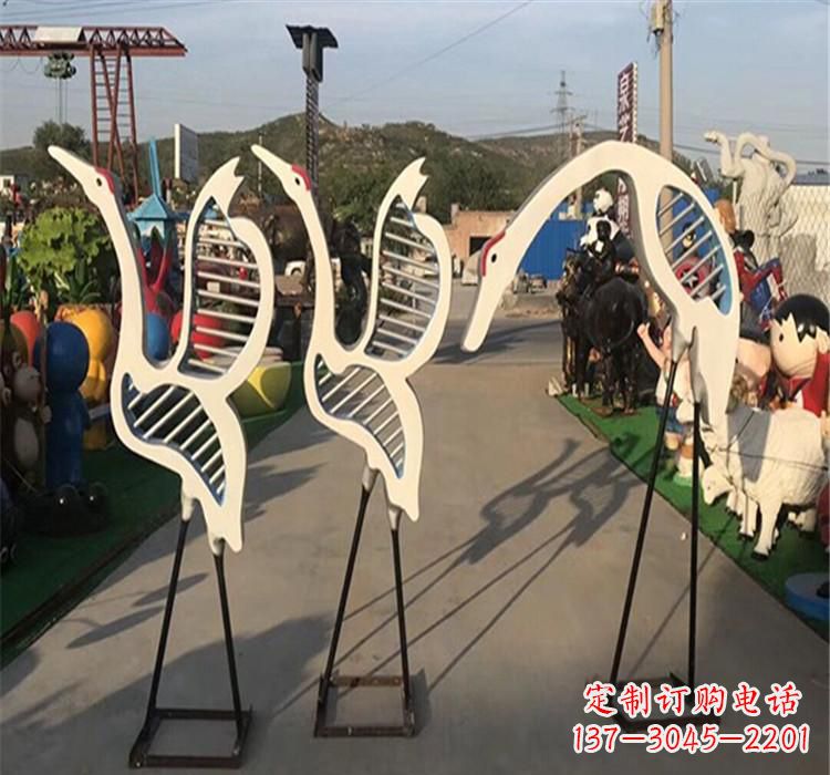 广西精美不锈钢仙鹤雕塑
