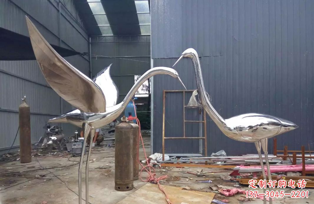 广西不锈钢仙鹤雕塑传承中国文化